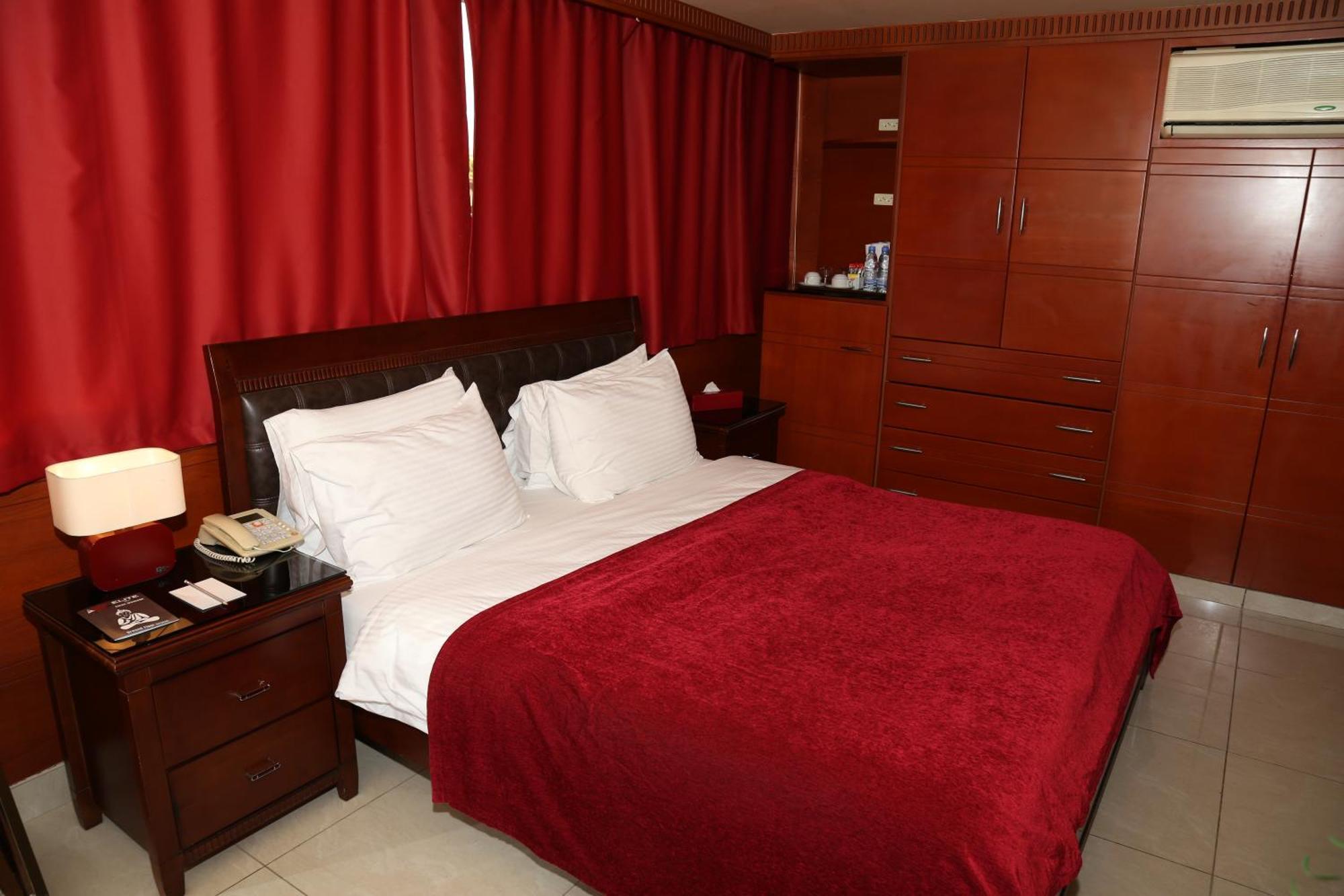 Duroy Hotel Бейрут Екстериор снимка